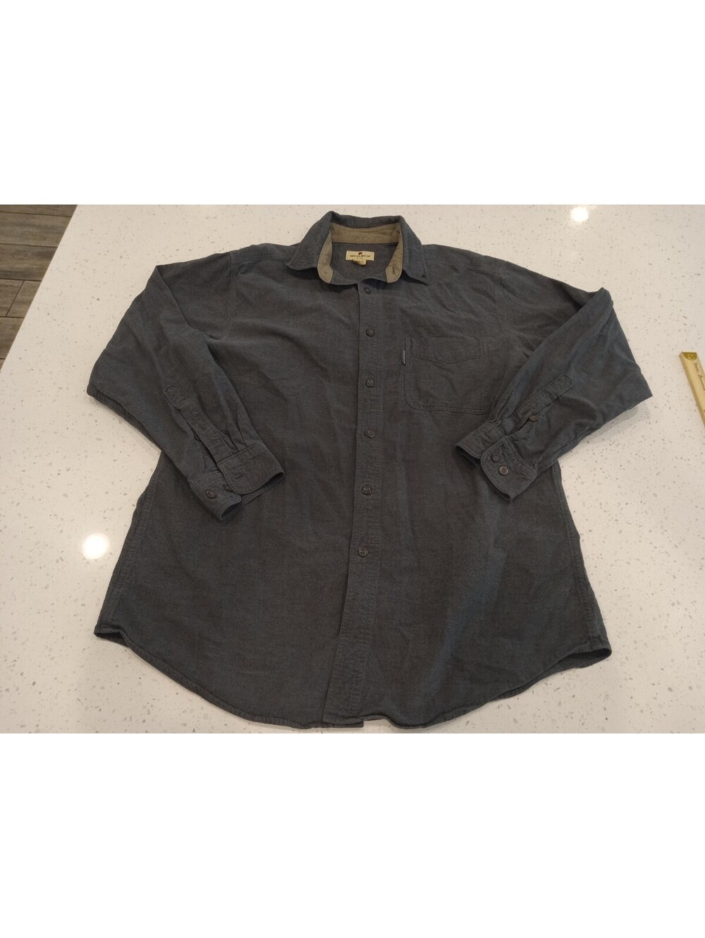 Woolrich Shirt Mens Large Gray Long Sleeve Button Down Pocket Back Tear Defect L